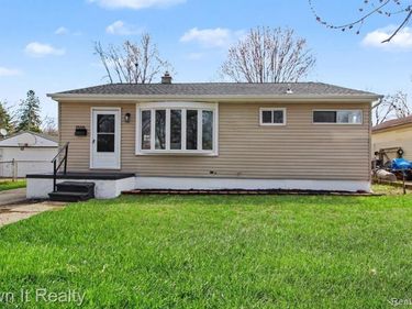 1555 Levona Street, Ypsilanti, MI 48198