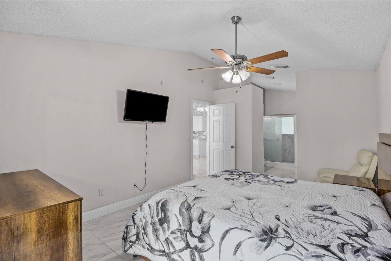 471 NW Sherbrooke Avenue, Port Saint Lucie, FL 34983 Photo