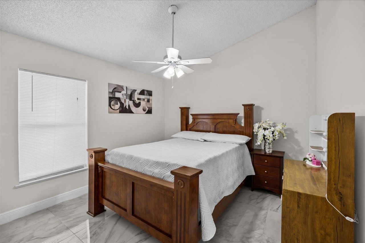 471 NW Sherbrooke Avenue, Port Saint Lucie, FL 34983 Photo