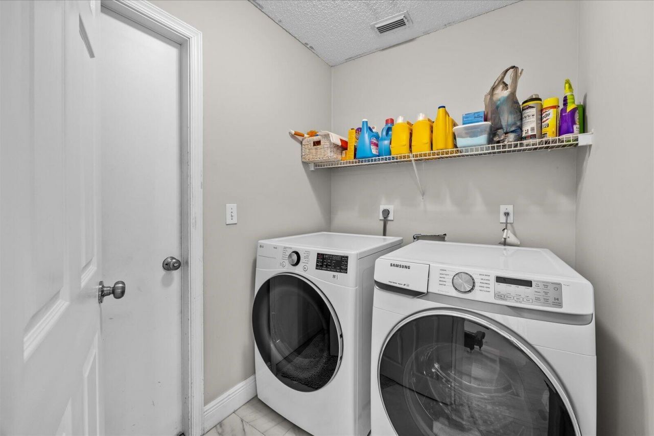 471 NW Sherbrooke Avenue, Port Saint Lucie, FL 34983 Photo