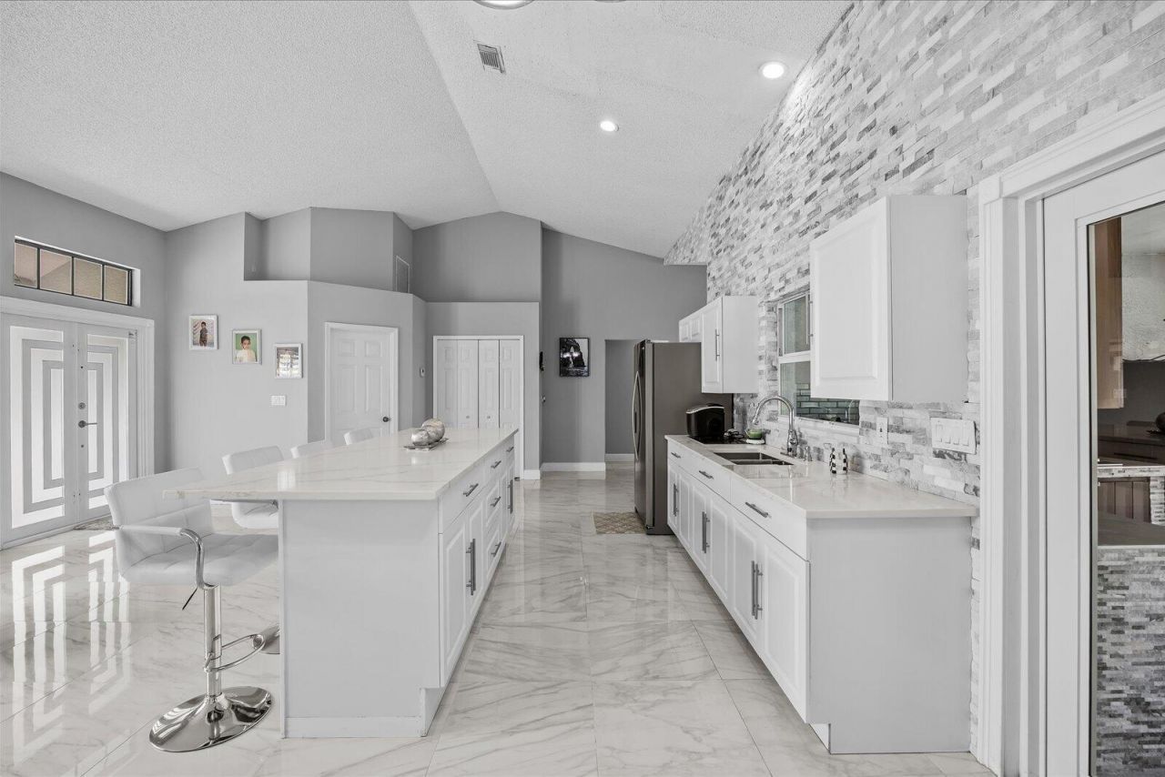 471 NW Sherbrooke Avenue, Port Saint Lucie, FL 34983 Photo