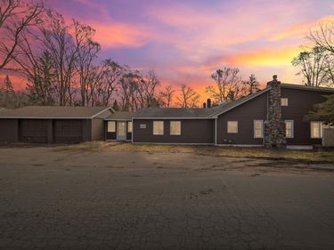 1589 Racine Avenue S, Lake Saint Croix Beach, MN 55043