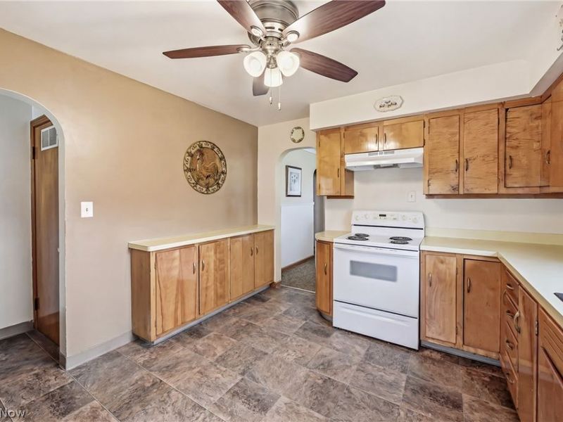 712 Champion Avenue E, Warren, OH 44483 Photo 25