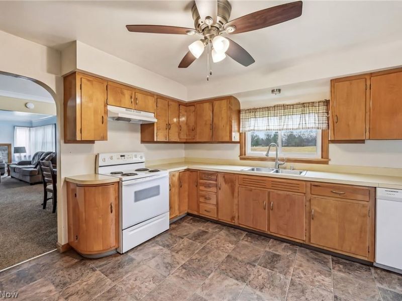 712 Champion Avenue E, Warren, OH 44483 Photo 27