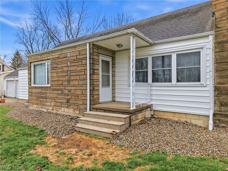 712 Champion Avenue E, Warren, OH 44483 Photo 5