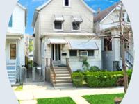 2448 W Pensacola Avenue, Chicago, IL 60618 primary photo