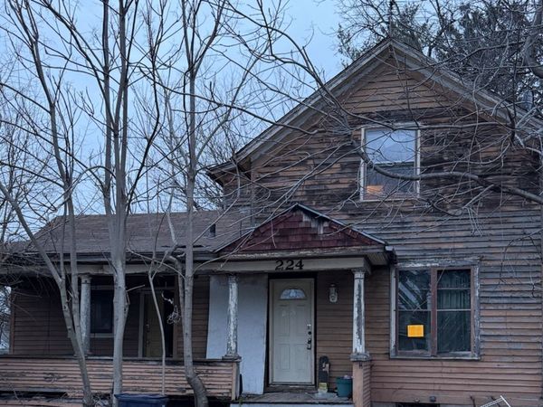 224 Moseley Street , Elgin, IL 60123