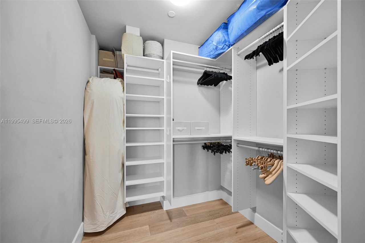 15901 Collins Ave , Unit 2405, Sunny Isles Beach, FL 33160 Photo