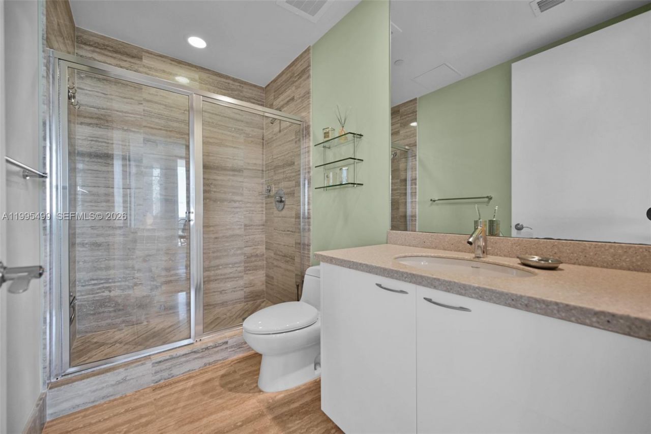 15901 Collins Ave , Unit 2405, Sunny Isles Beach, FL 33160 Photo