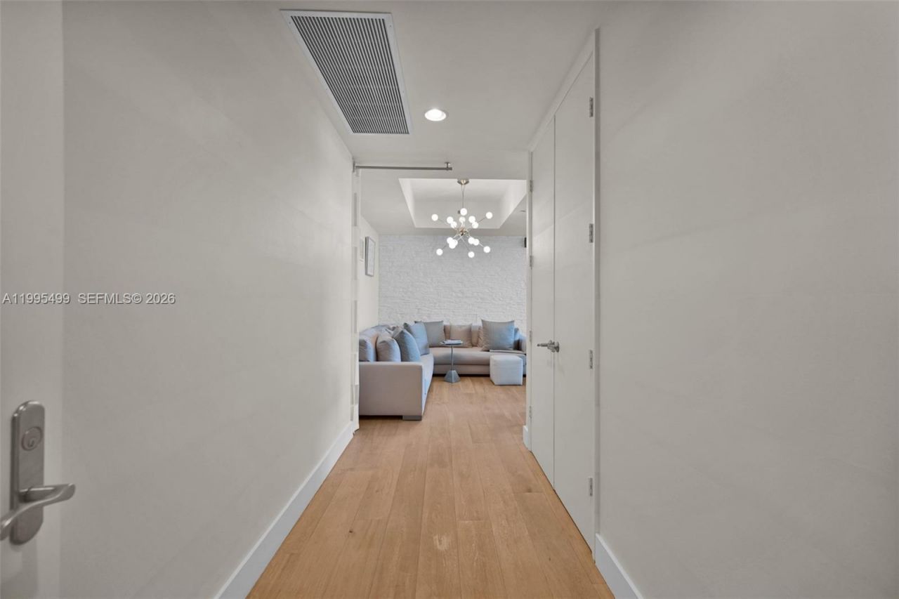 15901 Collins Ave , Unit 2405, Sunny Isles Beach, FL 33160 Photo