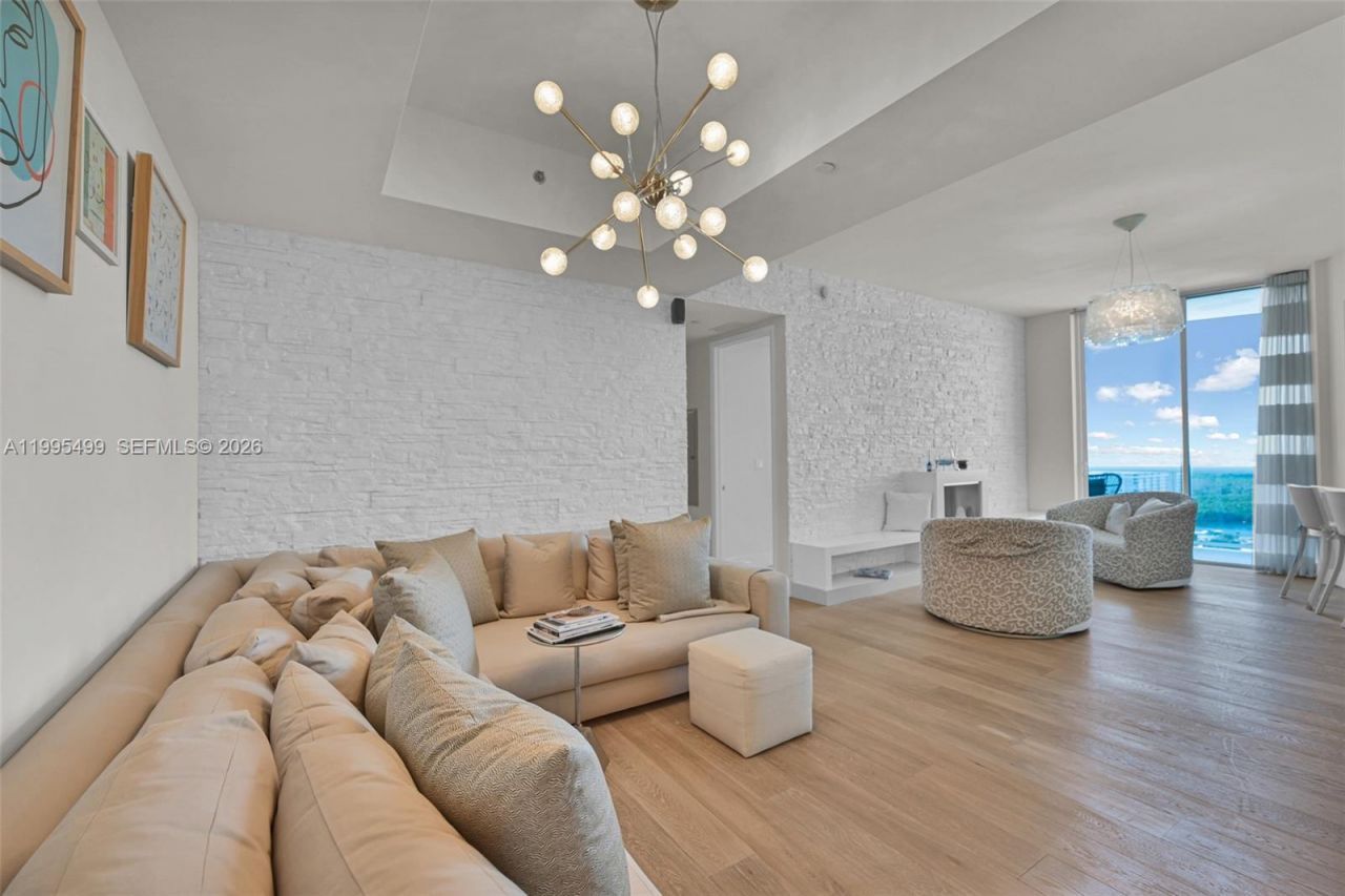 15901 Collins Ave , Unit 2405, Sunny Isles Beach, FL 33160 Photo