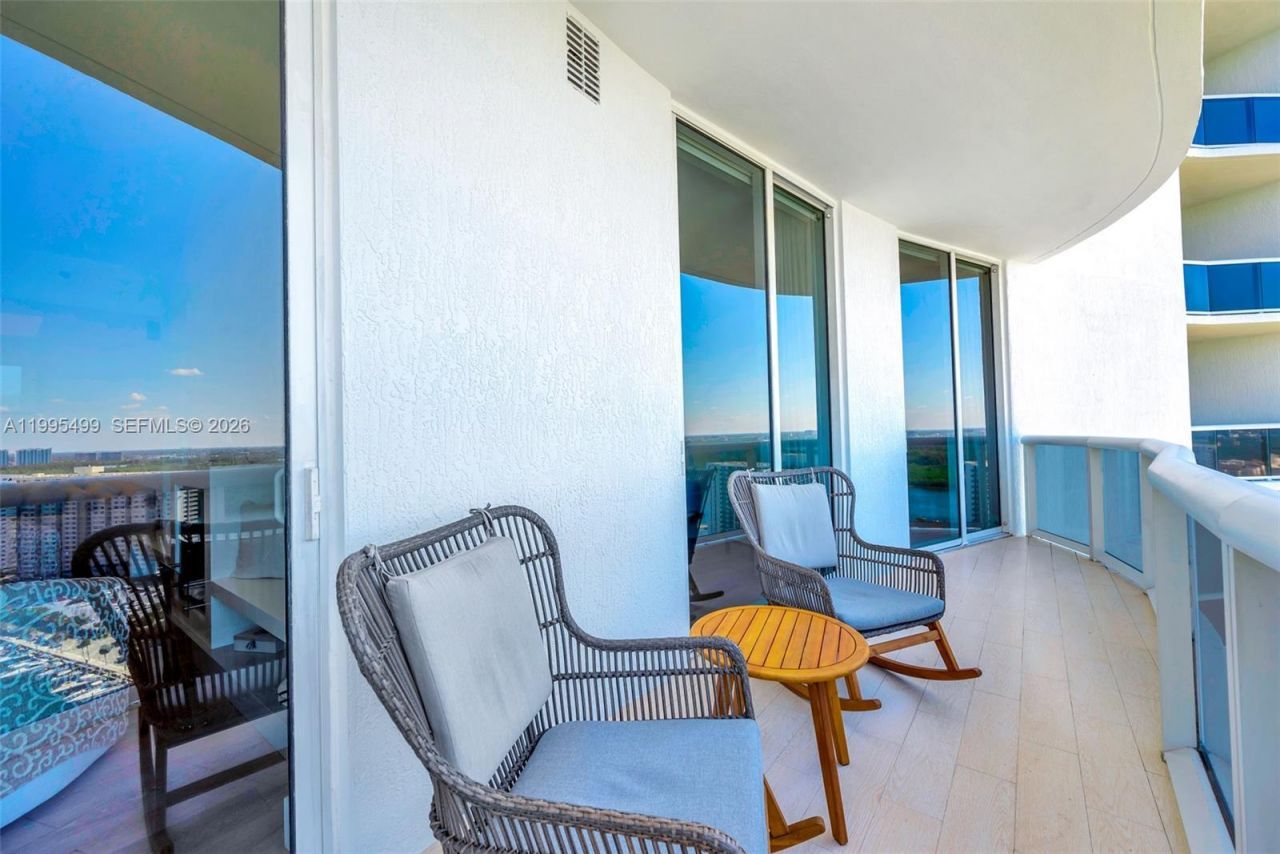 15901 Collins Ave , Unit 2405, Sunny Isles Beach, FL 33160 Photo