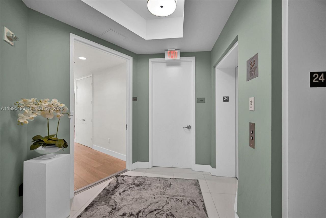 15901 Collins Ave , Unit 2405, Sunny Isles Beach, FL 33160 Photo