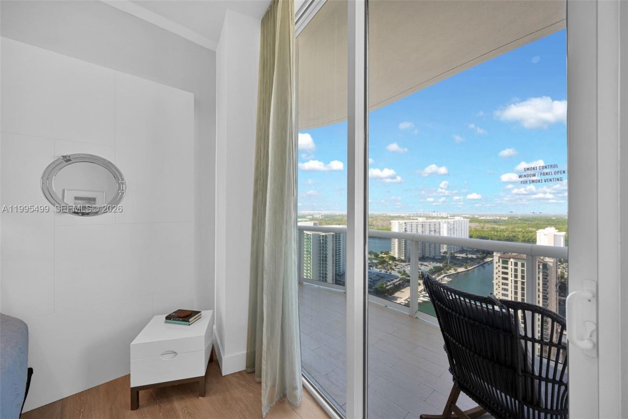 15901 Collins Ave , Unit 2405, Sunny Isles Beach, FL 33160 Photo