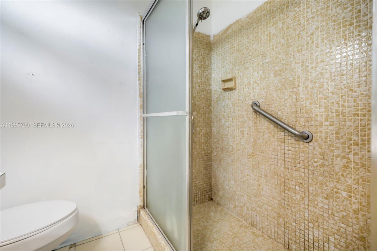 1005 SW 18th St , Boynton Beach, FL 33426 Photo