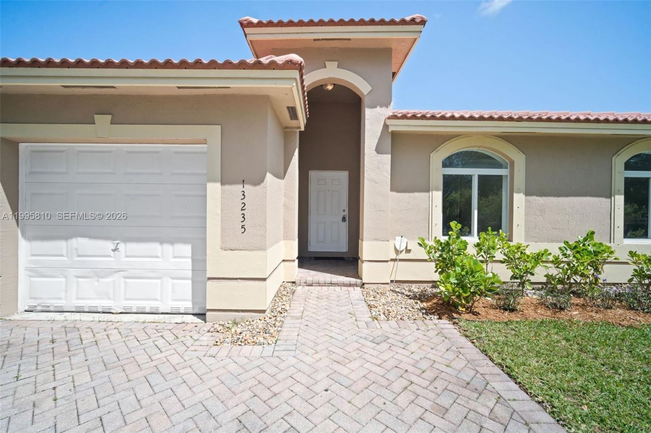 13235 SW 284th St, Homestead, FL 33033 Photo