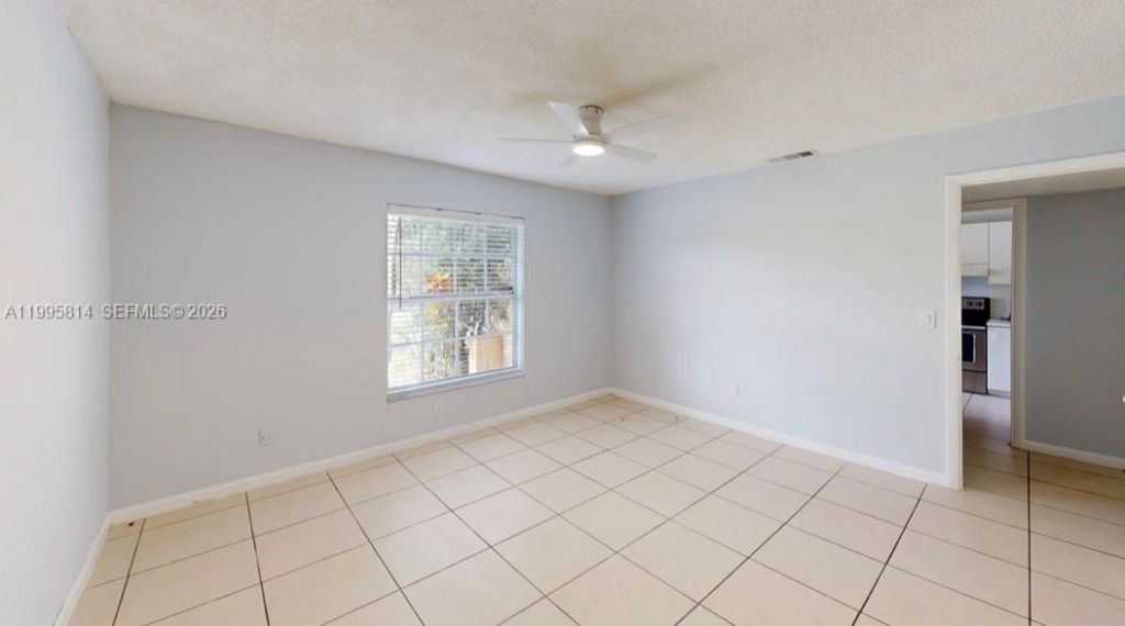 9481 W Fern Ln, Miramar, FL 33025 Photo