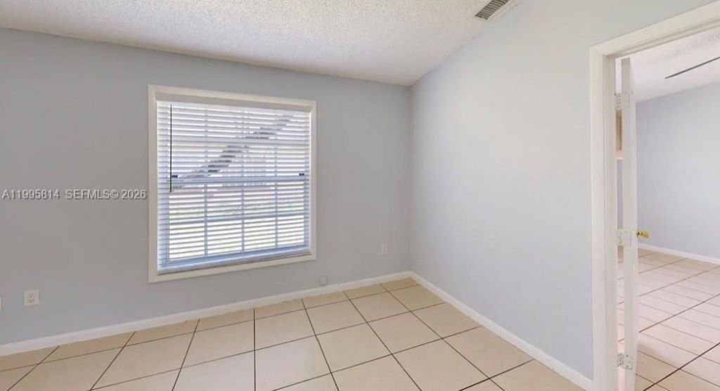 9481 W Fern Ln, Miramar, FL 33025 Photo