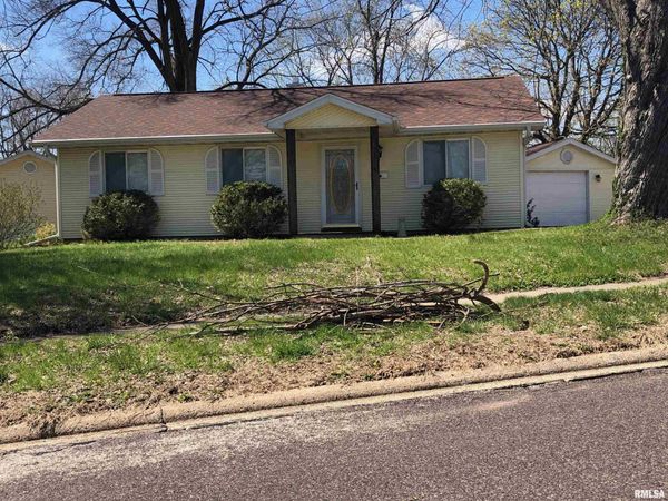 603 LINCOLN Road, Marquette Heights, IL 61554