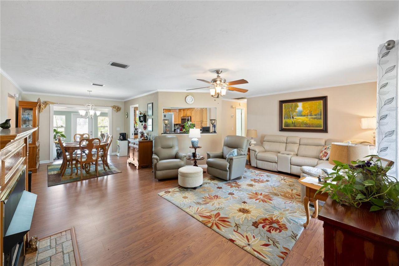 2550 SE 31st Street , Gainesville, FL 32641 Photo