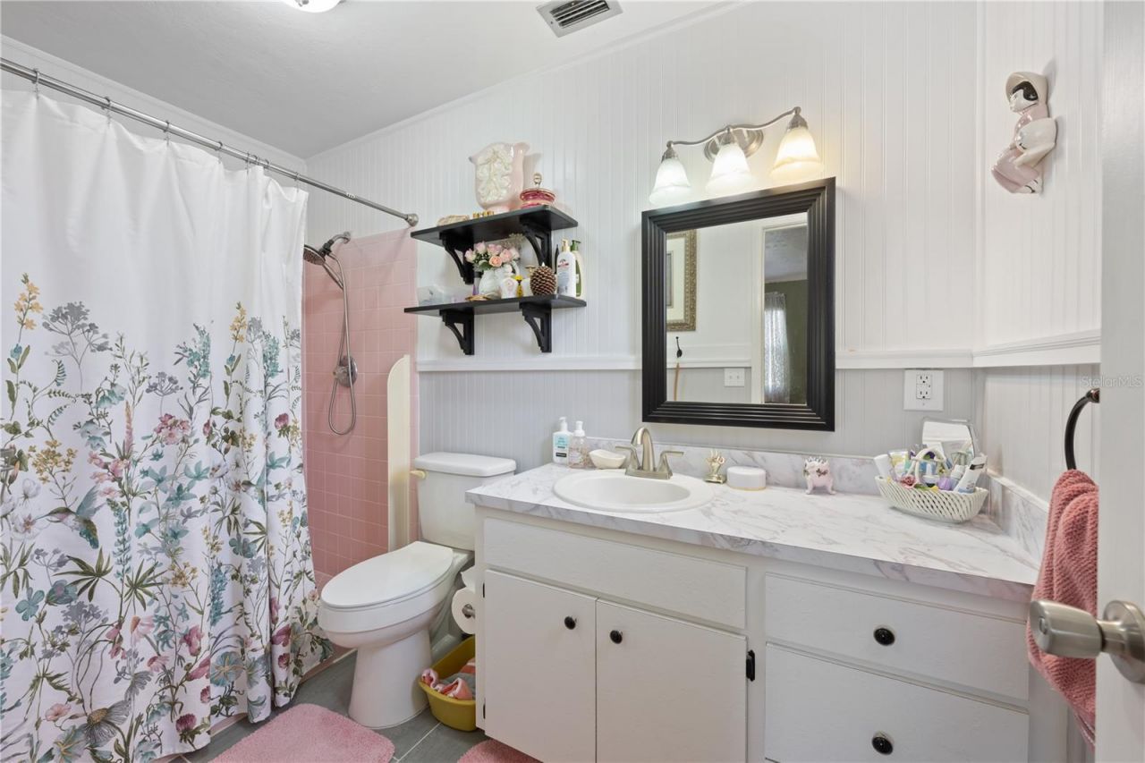 2550 SE 31st Street , Gainesville, FL 32641 Photo