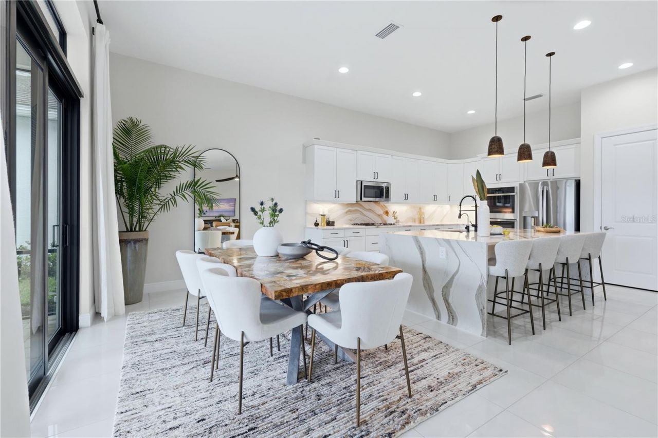 9221 Bernini Place, Sarasota, FL 34240 Photo
