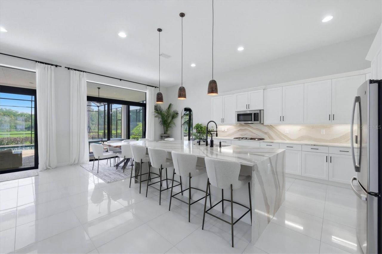 9221 Bernini Place, Sarasota, FL 34240 Photo