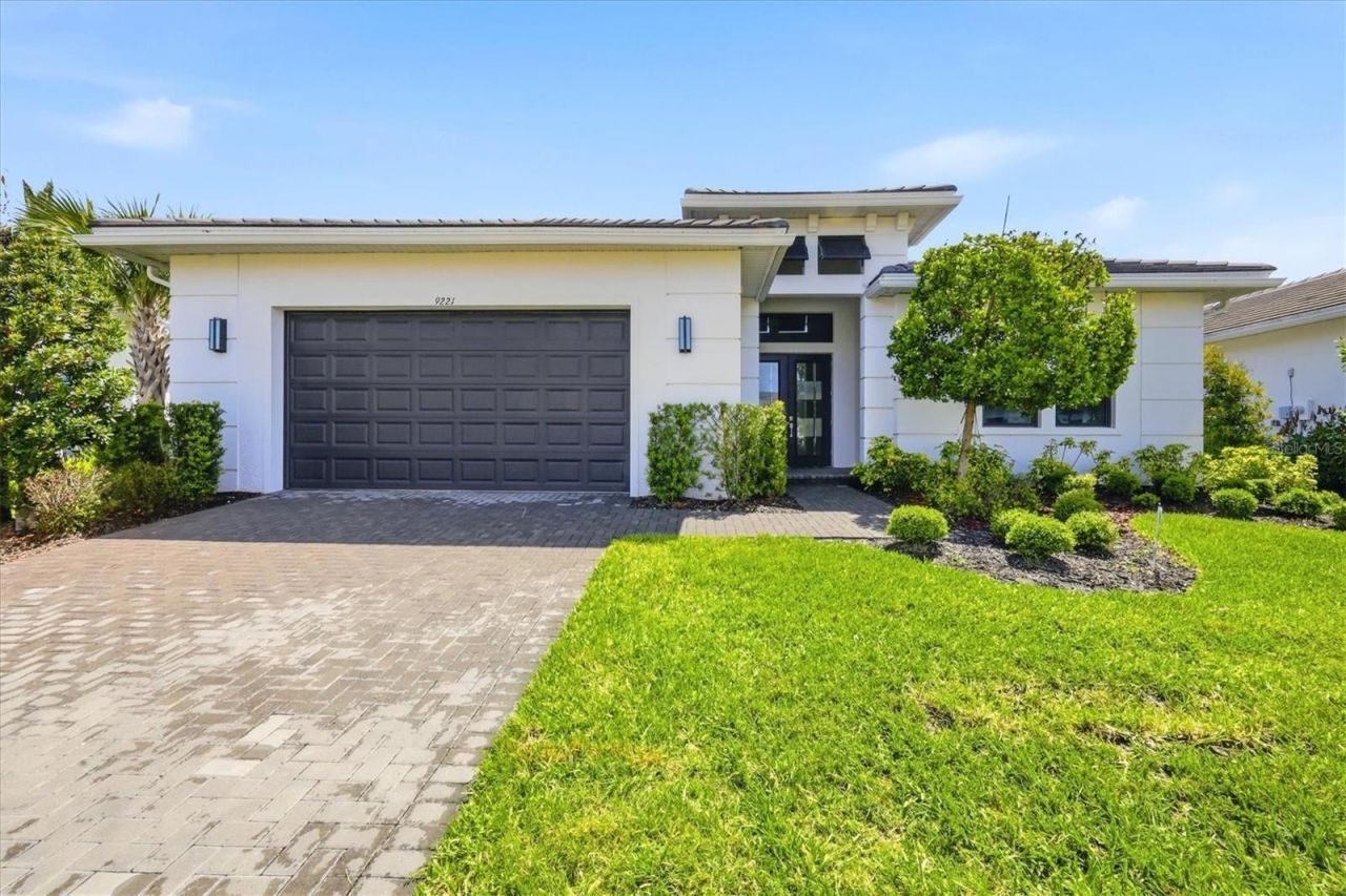 9221 Bernini Place, Sarasota, FL 34240 Photo