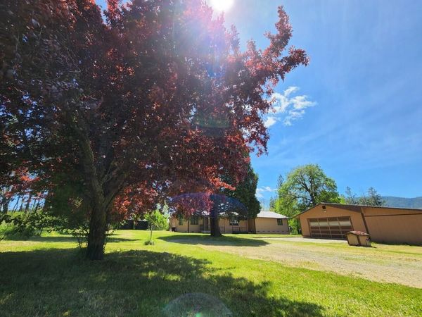 25066 Redwood Highway, Kerby, OR 97531