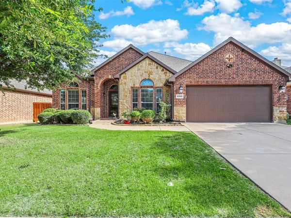 5345 Thornbush Drive, Fort Worth, TX 76179