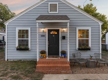 3202 Aster Street, Dallas, TX 75211