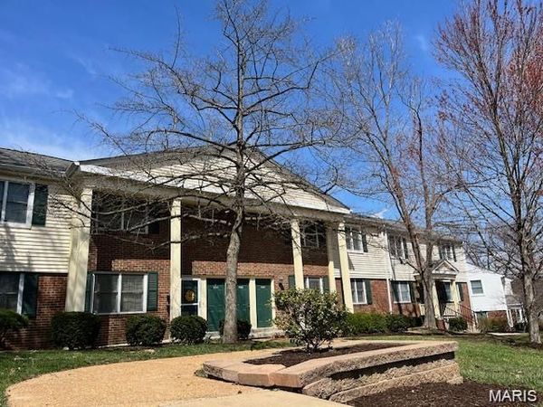 1767 High School Drive , Brentwood, MO 63144