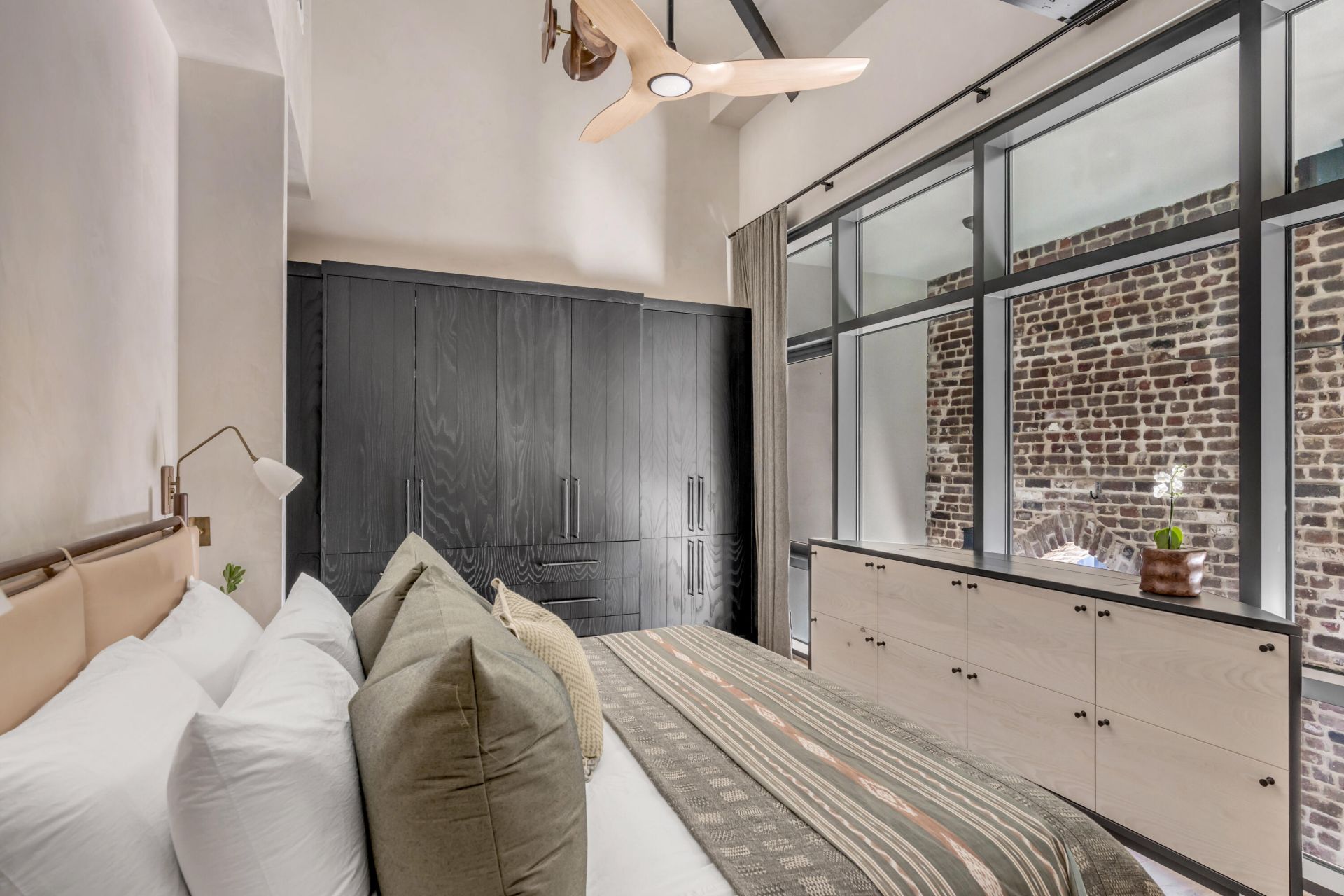 71 Wentworth Street Photo 25