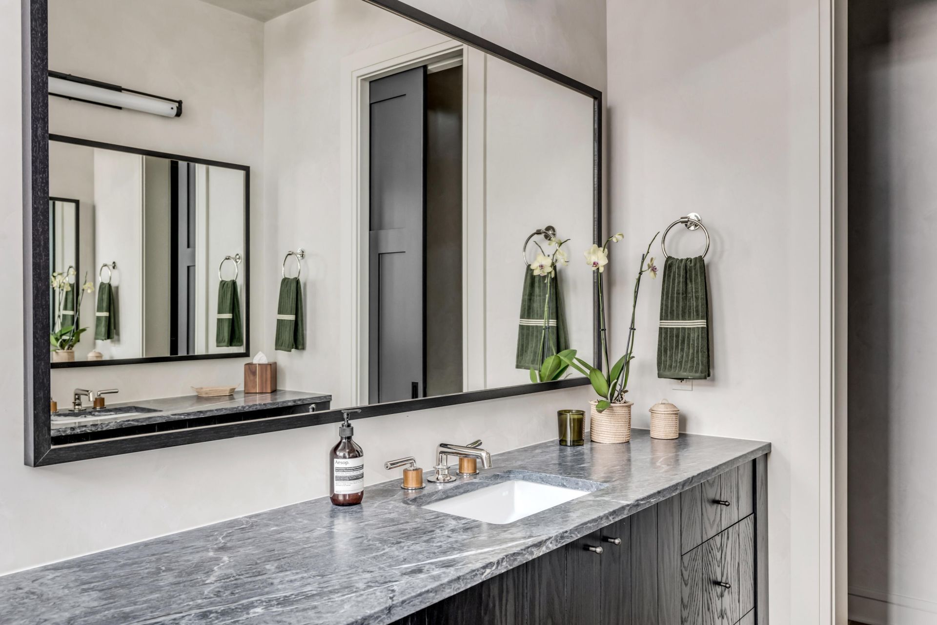 71 Wentworth Street Photo 29