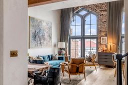 71 Wentworth Street photo 4