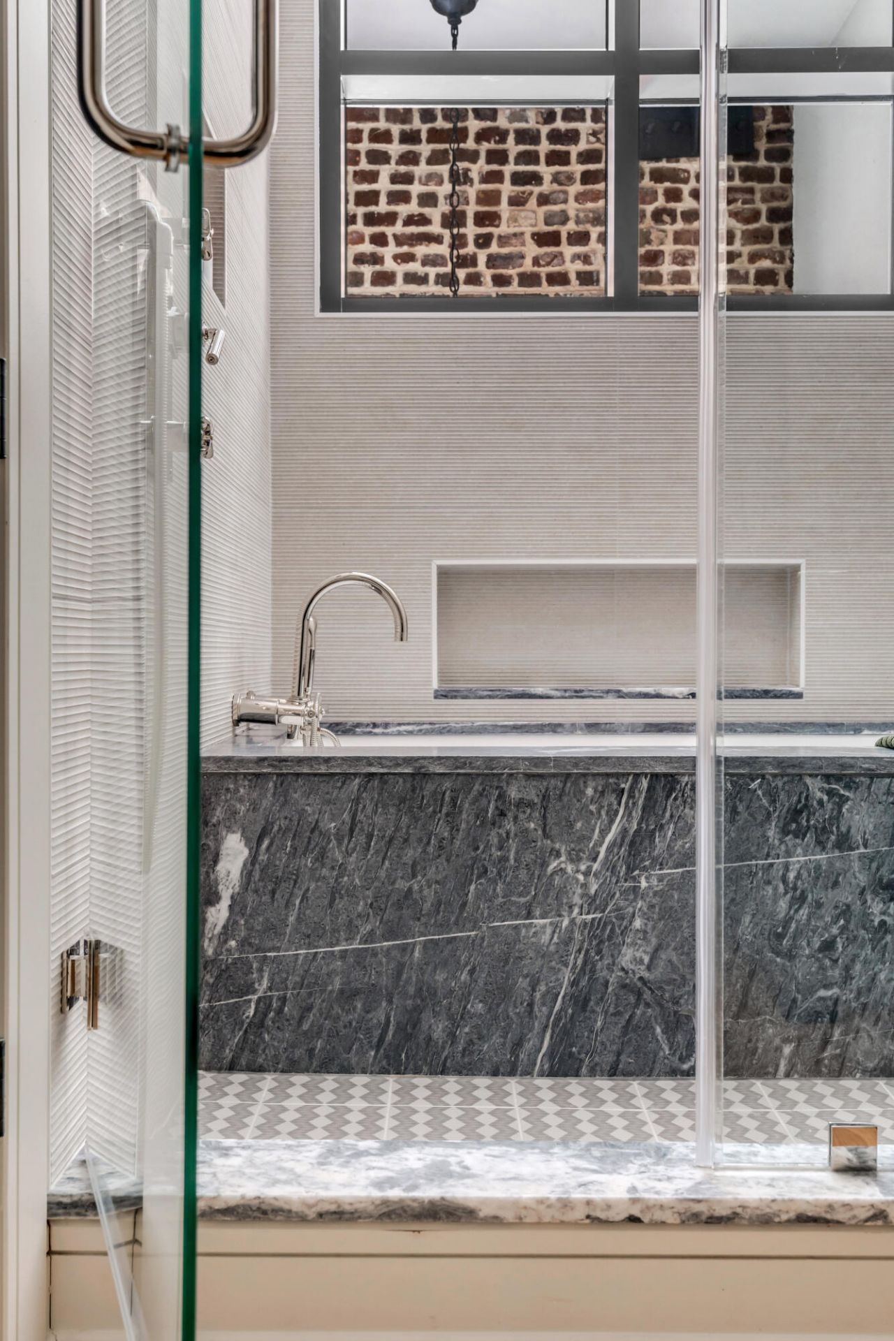 71 Wentworth Street Photo 31