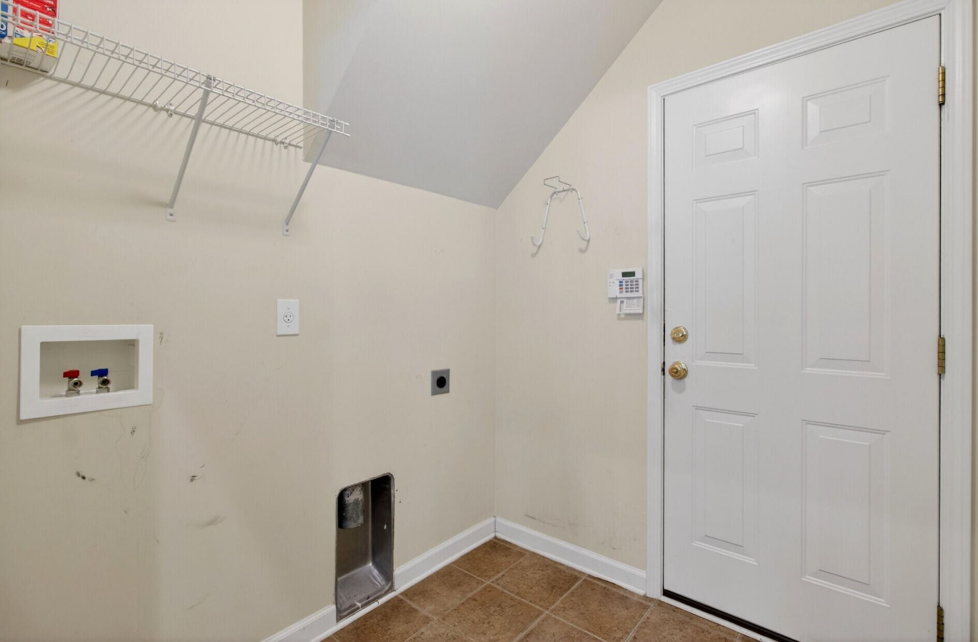 152 Back Tee Circle Photo 29