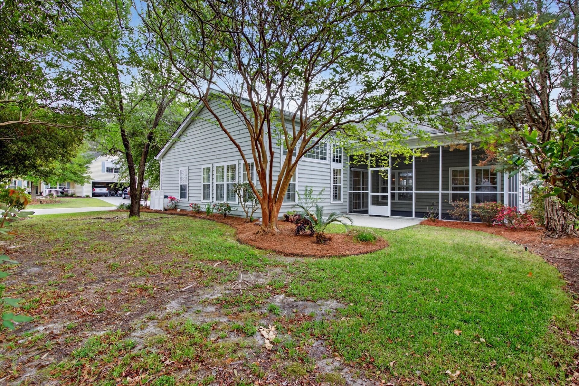 152 Back Tee Circle Photo 41