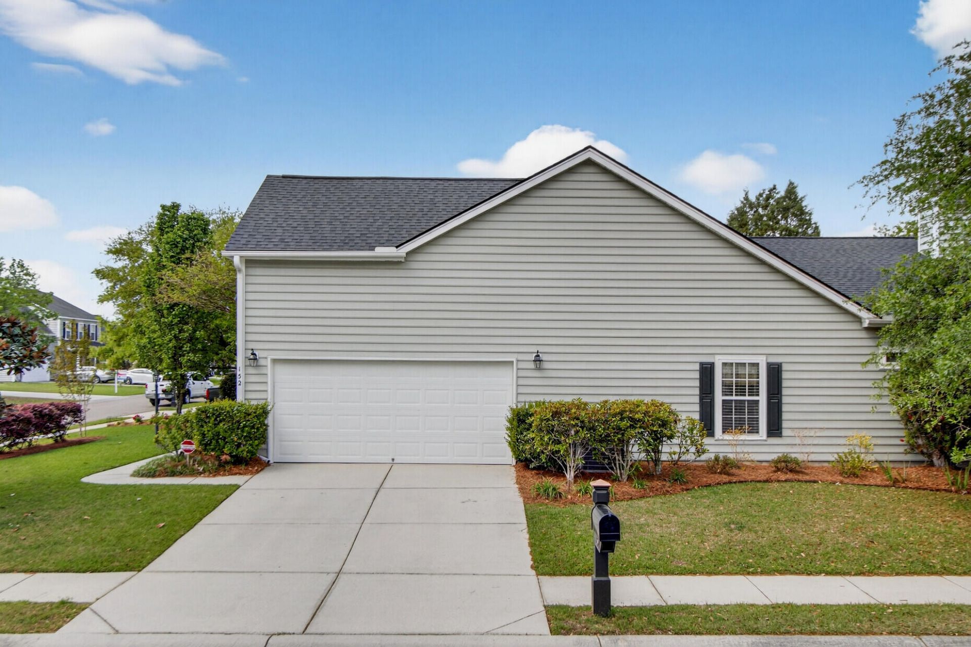 152 Back Tee Circle Photo 44