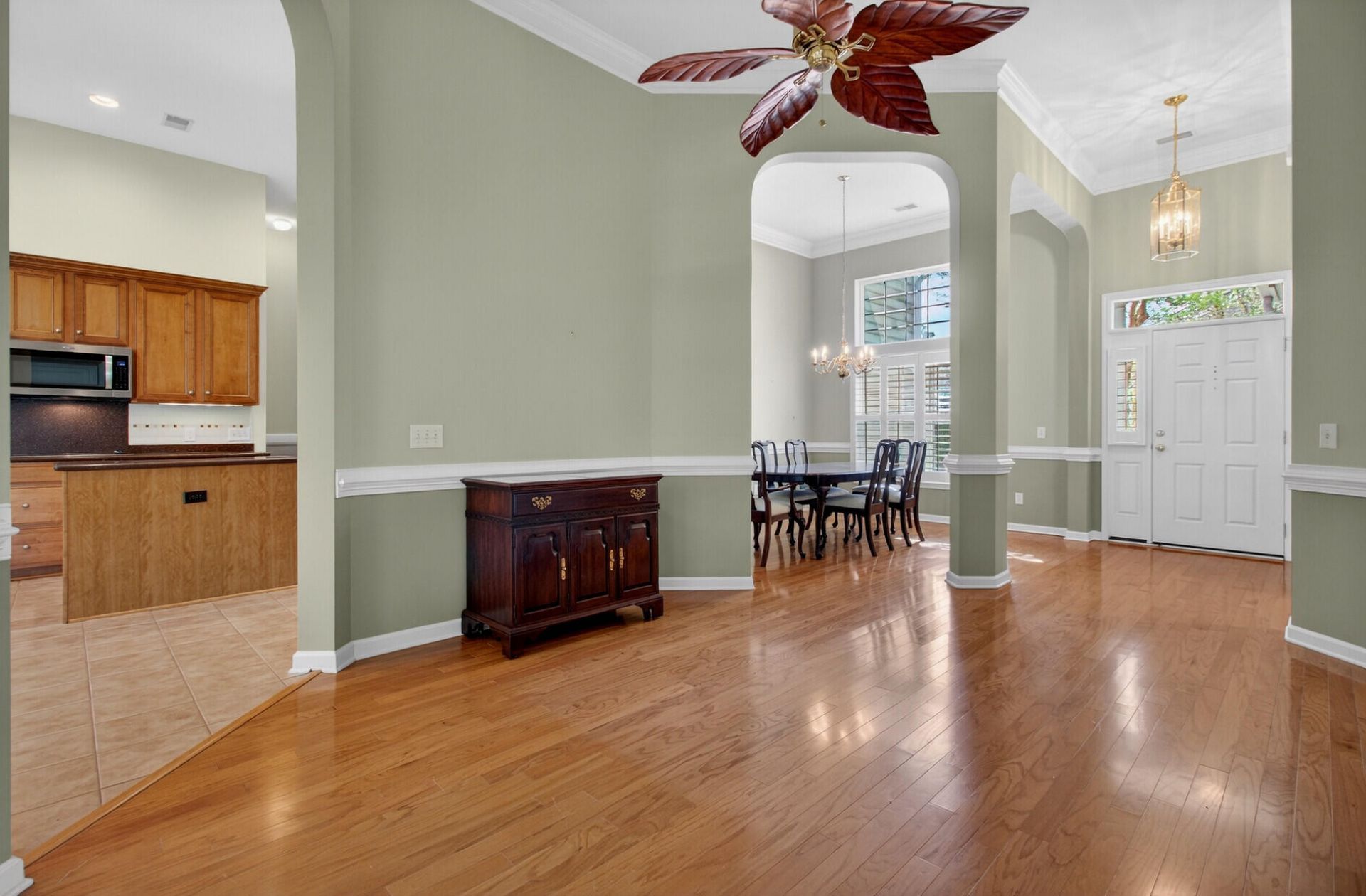 152 Back Tee Circle Photo 8