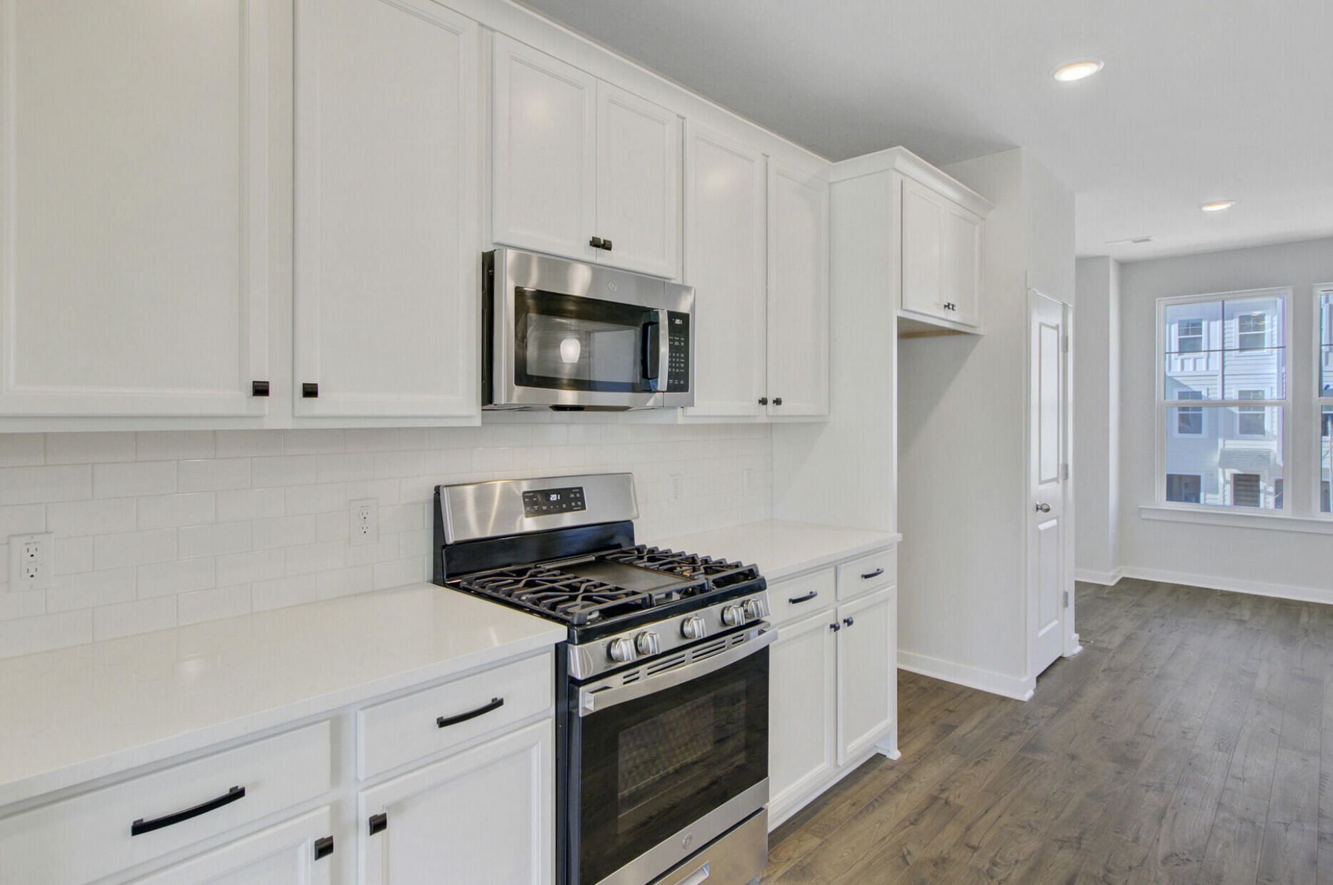 425 Caledon Court Photo 18