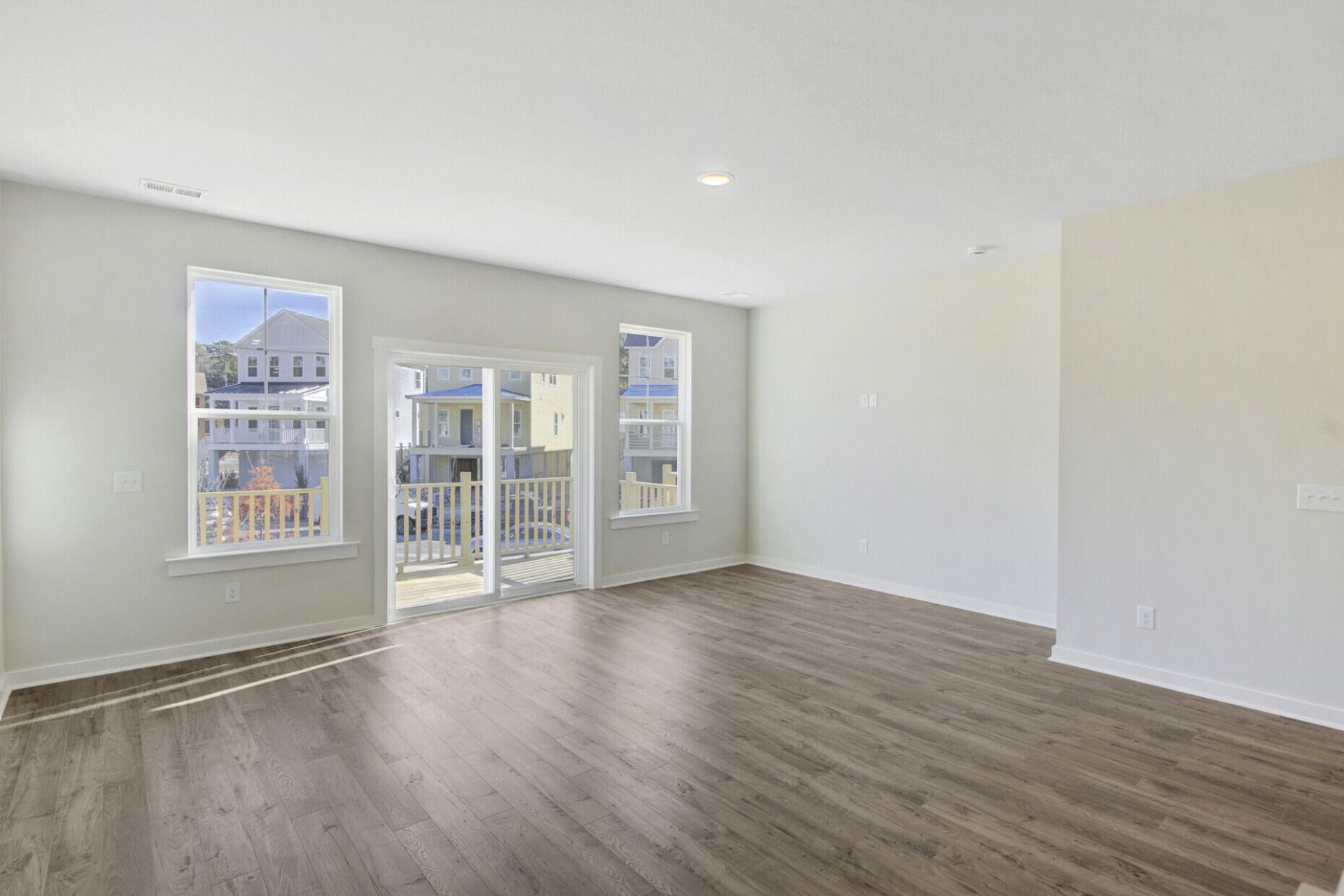 425 Caledon Court Photo 22