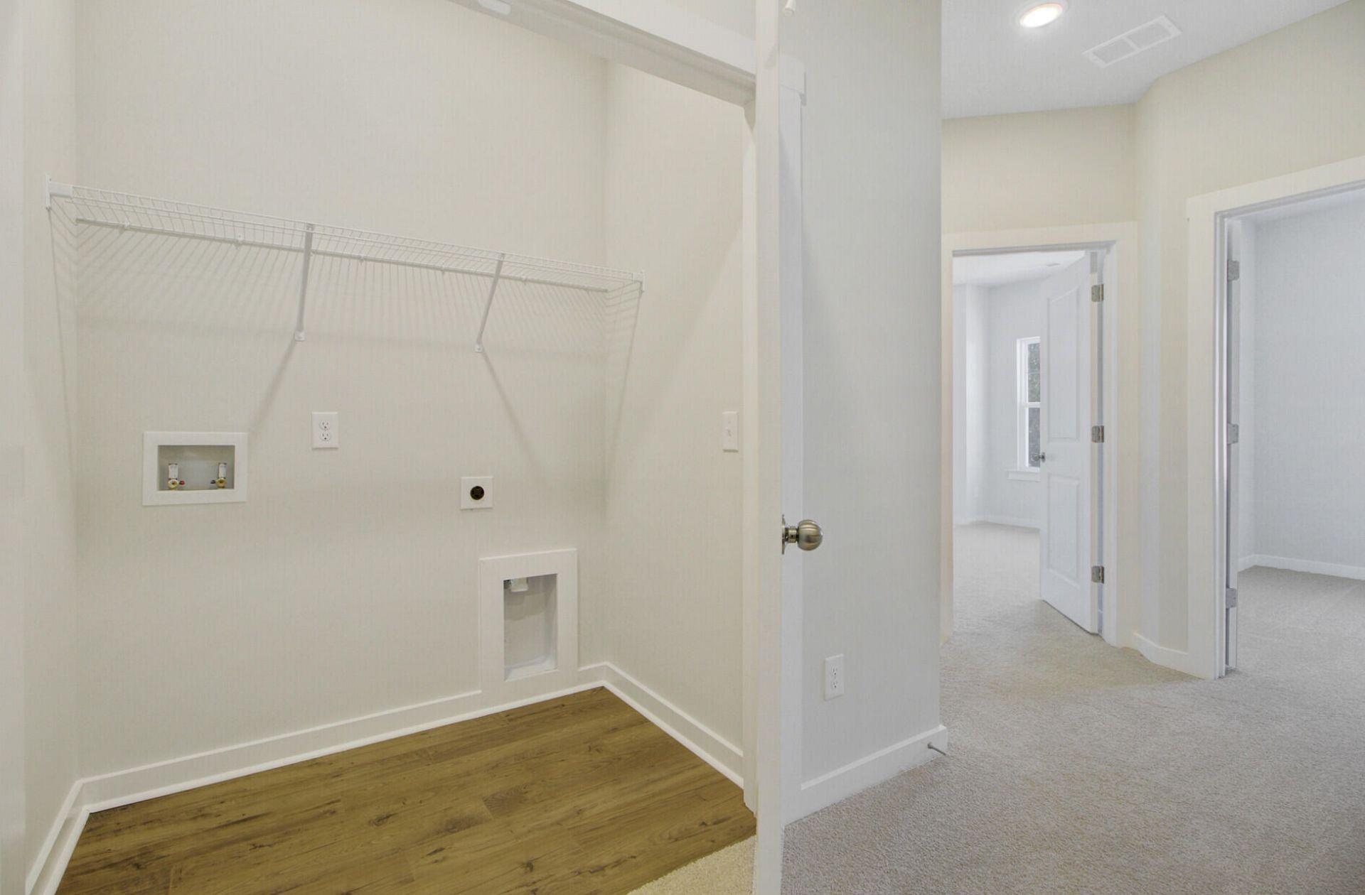 425 Caledon Court Photo 30