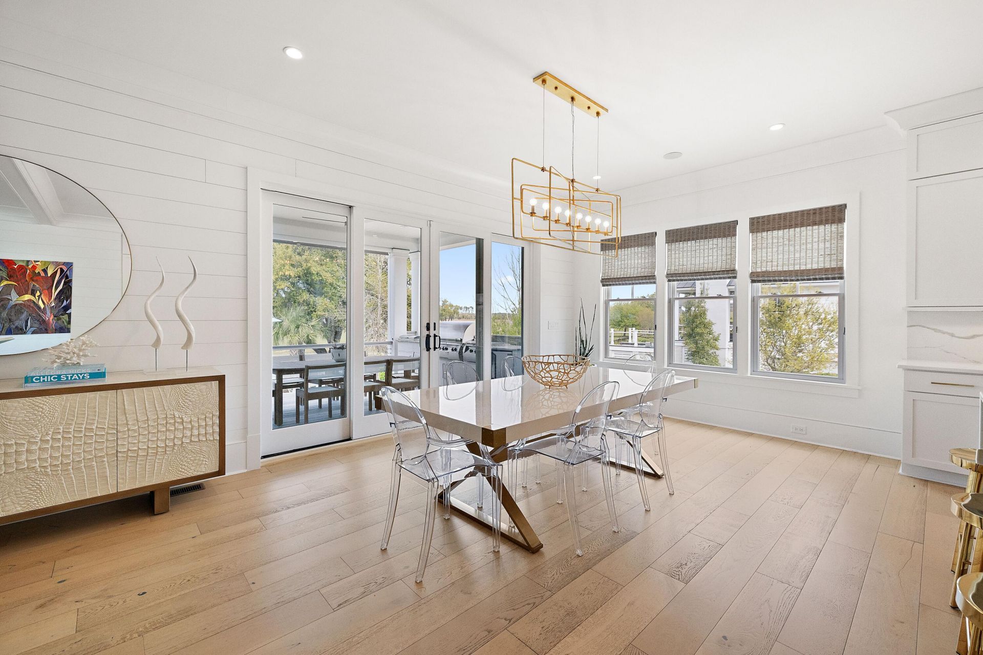 571 Wading Place Photo 11