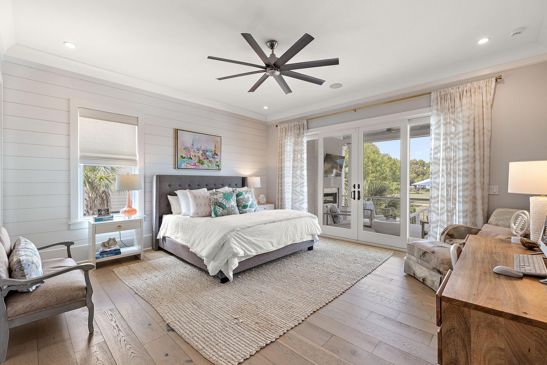 571 Wading Place Photo 15