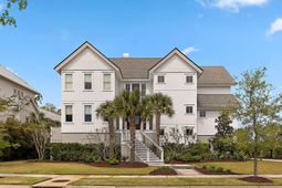 571 Wading Place photo 4