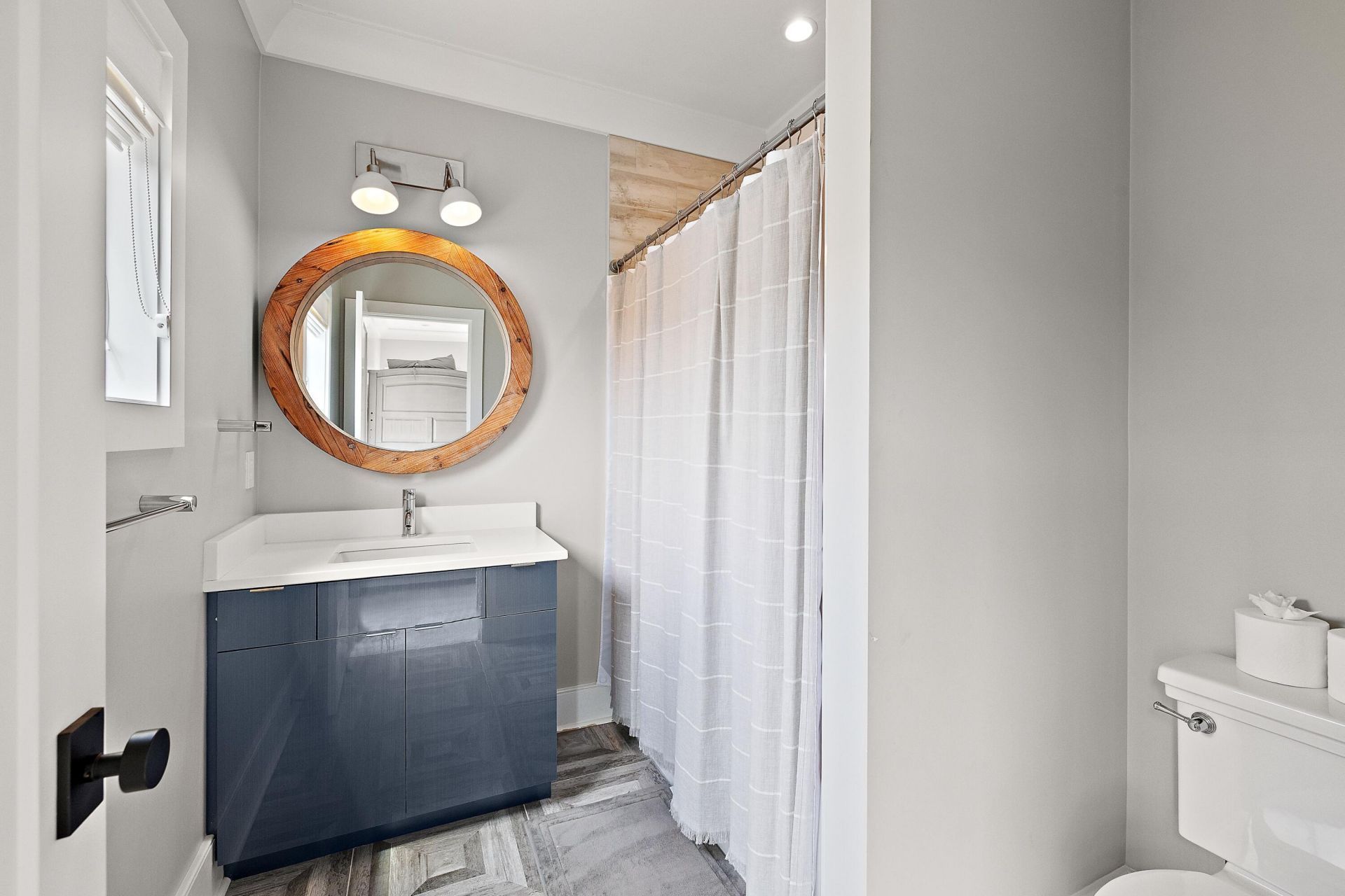 571 Wading Place Photo 30