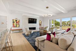 571 Wading Place photo 4