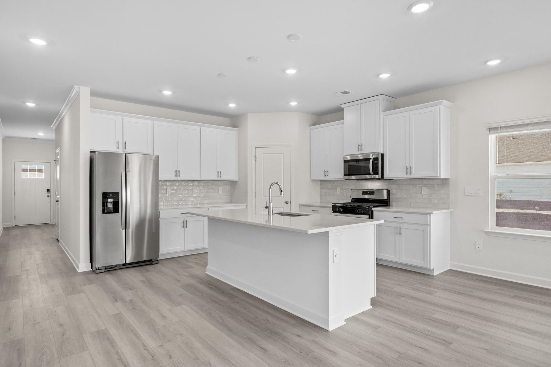 995 Lauryn Oak Loop Photo 14