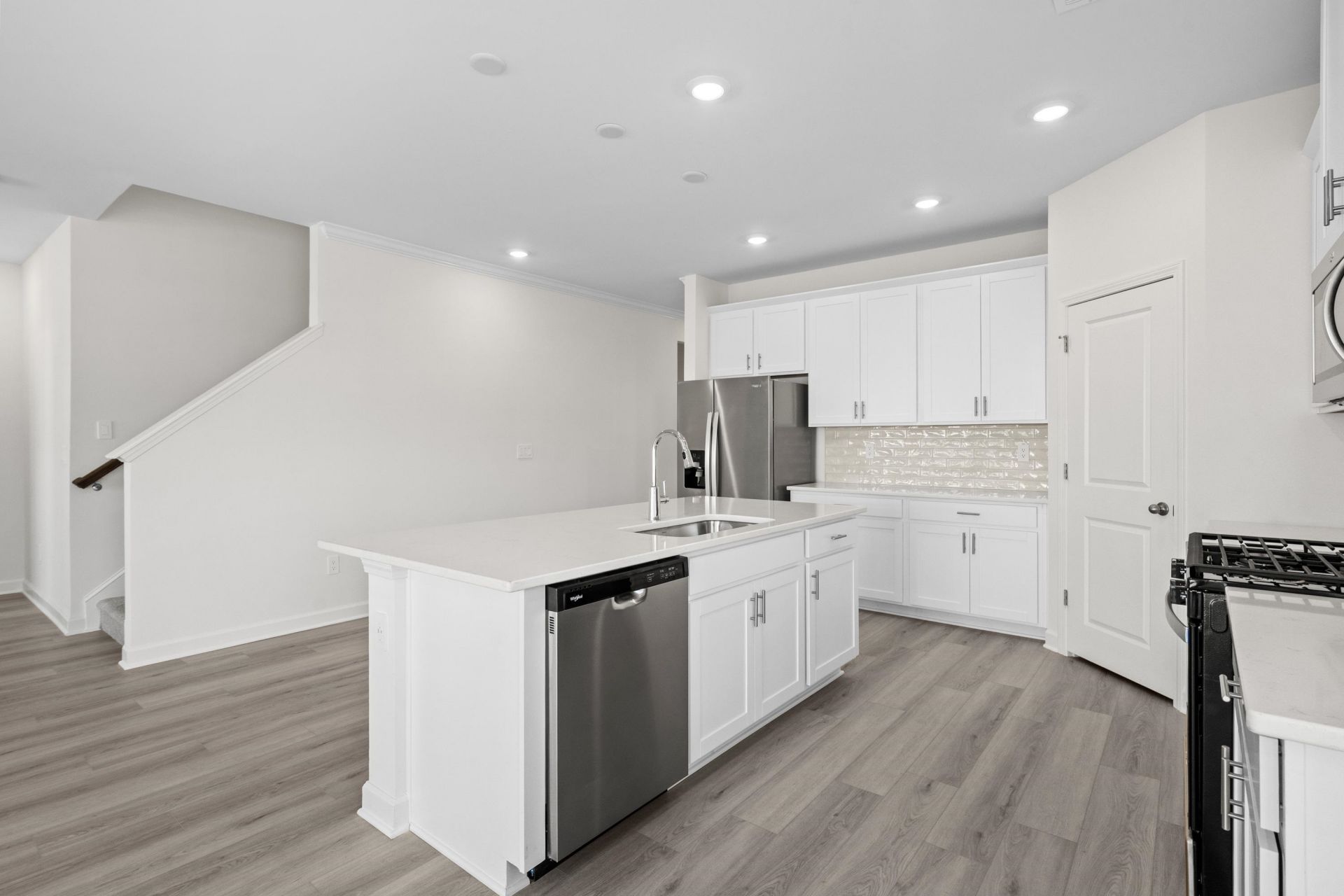 995 Lauryn Oak Loop Photo 15